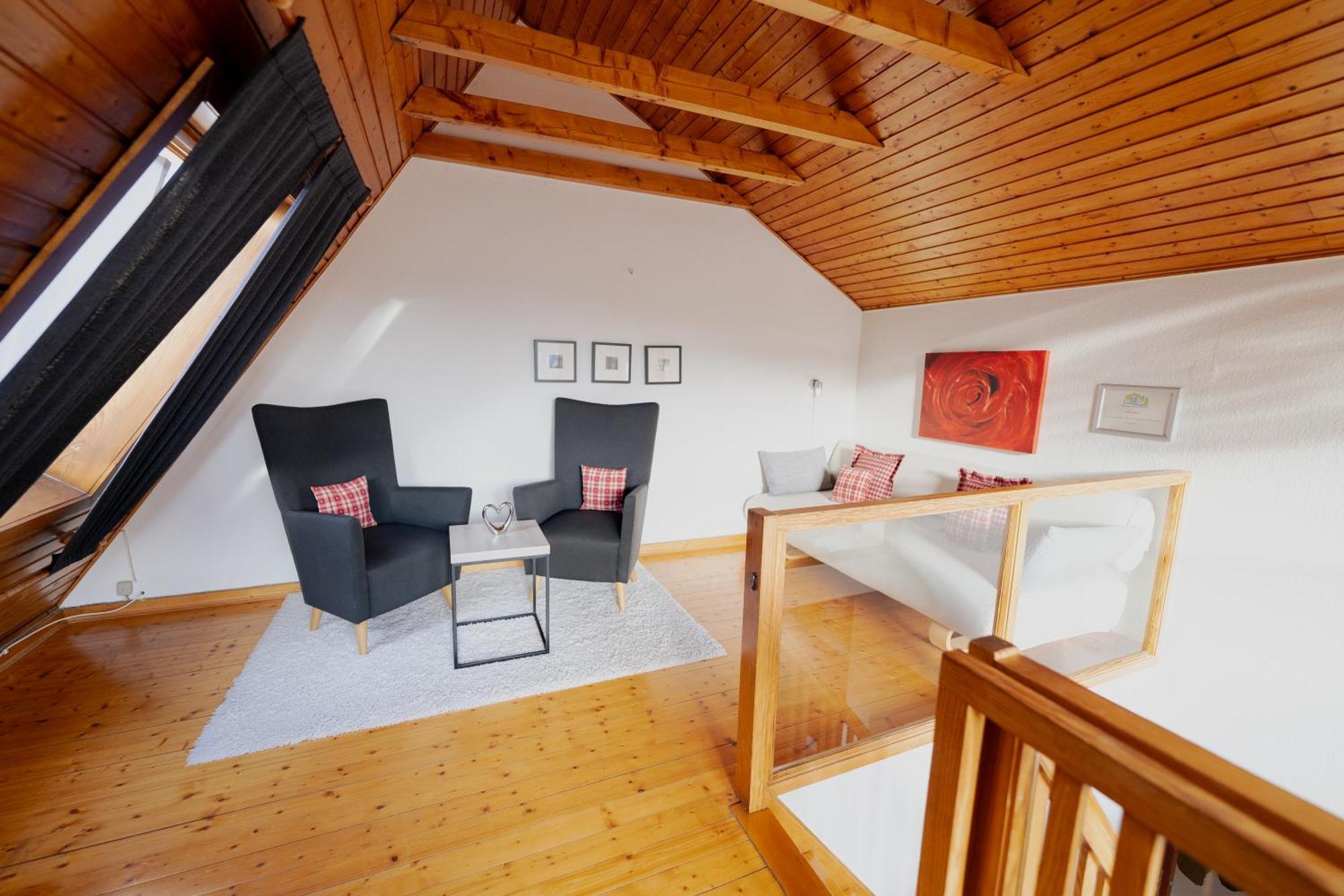Hemfurth-Edersee Ferienhaus Schoene Aussicht Ferienwohnung Rot מראה חיצוני תמונה